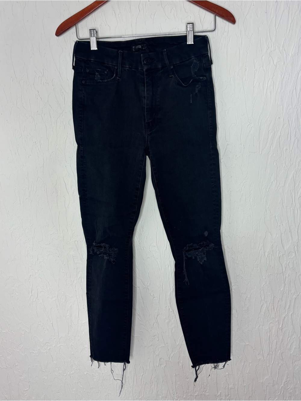 Mother Looker Ankle Fray In Guilty as Sin Black Jeans Size 26
